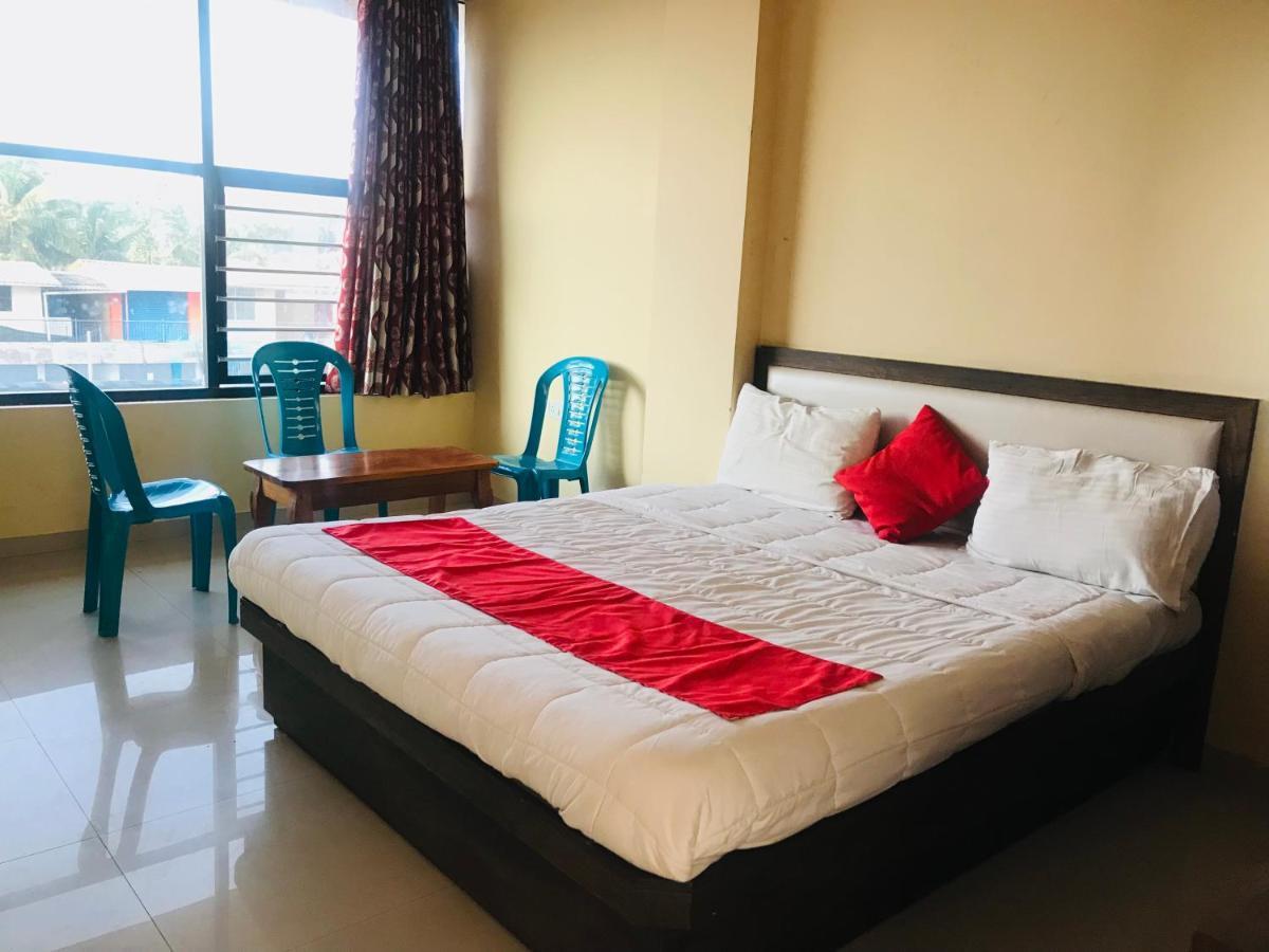 Staymaker Prakash International Gonikoppal 外观 照片